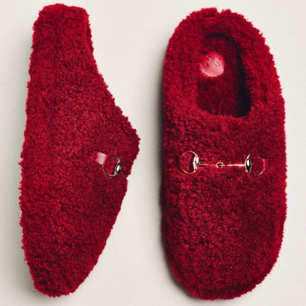 NEW Maeve by Anthro Sherpa Horse Bit Slippers, Red, Size 6-7